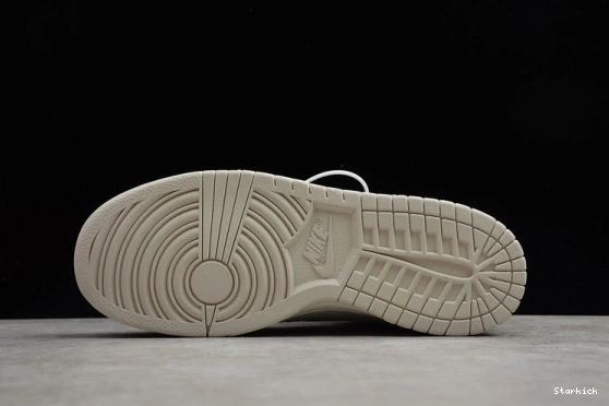 CW3092-100 Notre Orewood High Nike Light Dunk Brown 0112